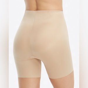 Spanx “Suit Your Fancy” Booty Booster Mid Thigh
